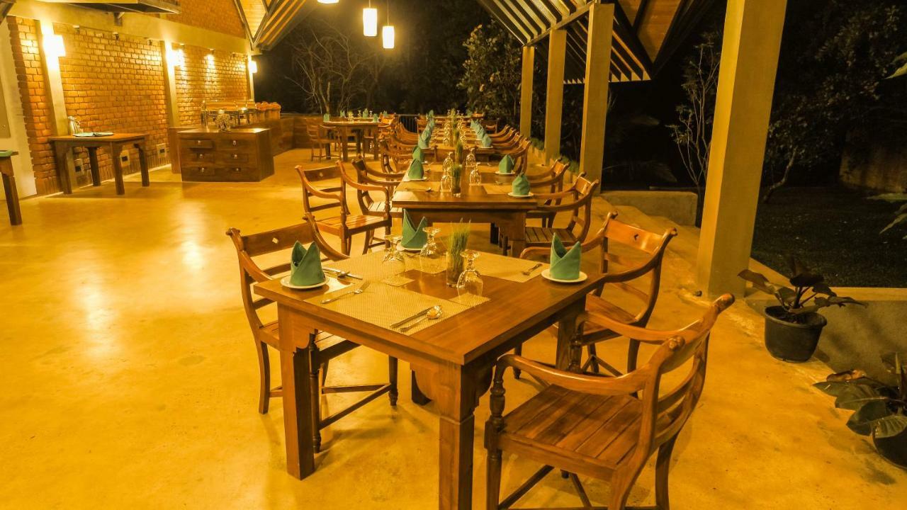Go Go Green Resort Habarana Exterior photo